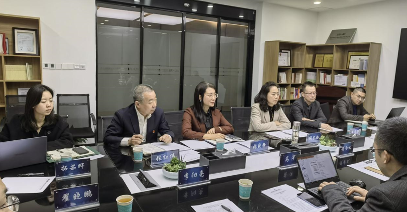 ku娱乐科技科技委常务副主任黄全义率队赴西安城市发展资源信息有限公司洽谈交流