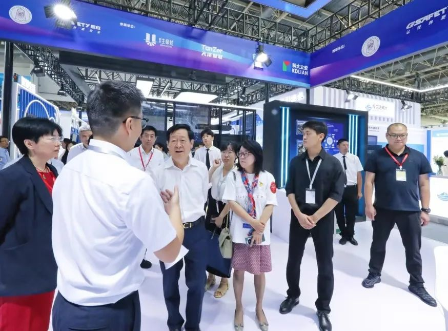 推进“数字住建”落地实施｜ku娱乐科技城市生命线技术创新与实践成果展亮相第二十二届中国国际城市建设博览会